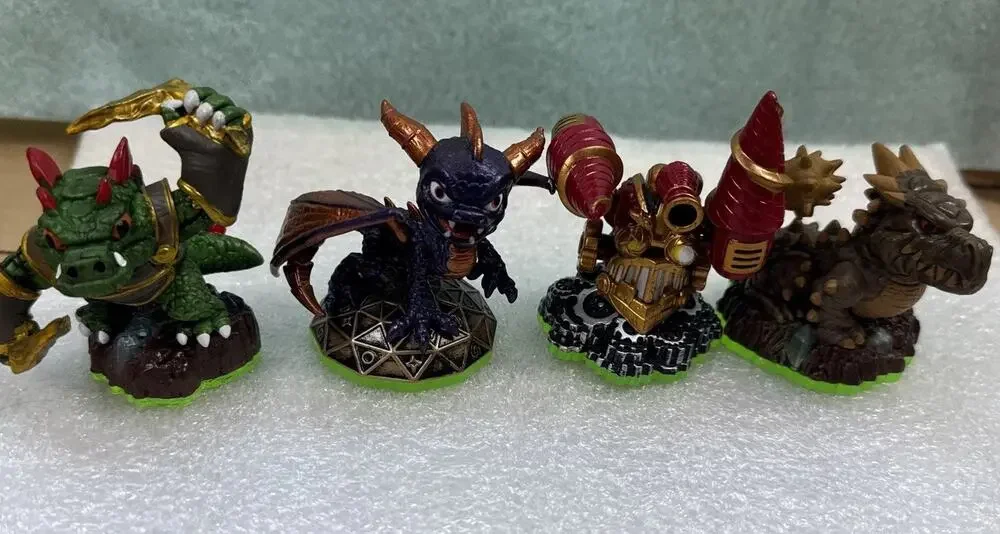 Lot Of 4 Skylanders Dino-Rang, Spyro, Drill Sergeant, Prism Break 2011 Spyro